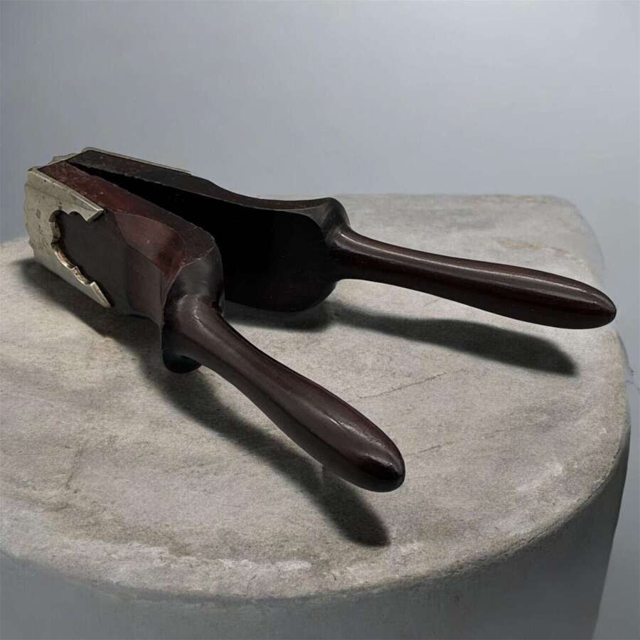 Antique American Walnut Lever-Action Lemon / Lime Squeezer